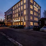 Park 4*